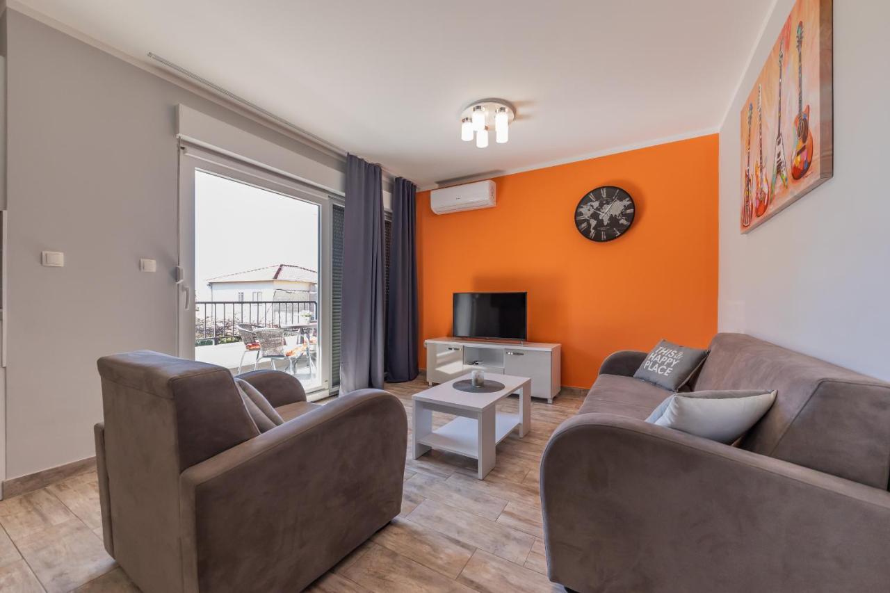 Maryann Apartment Kastela Bagian luar foto
