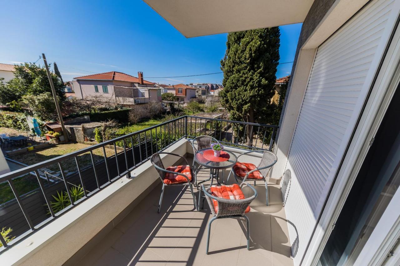 Maryann Apartment Kastela Bagian luar foto