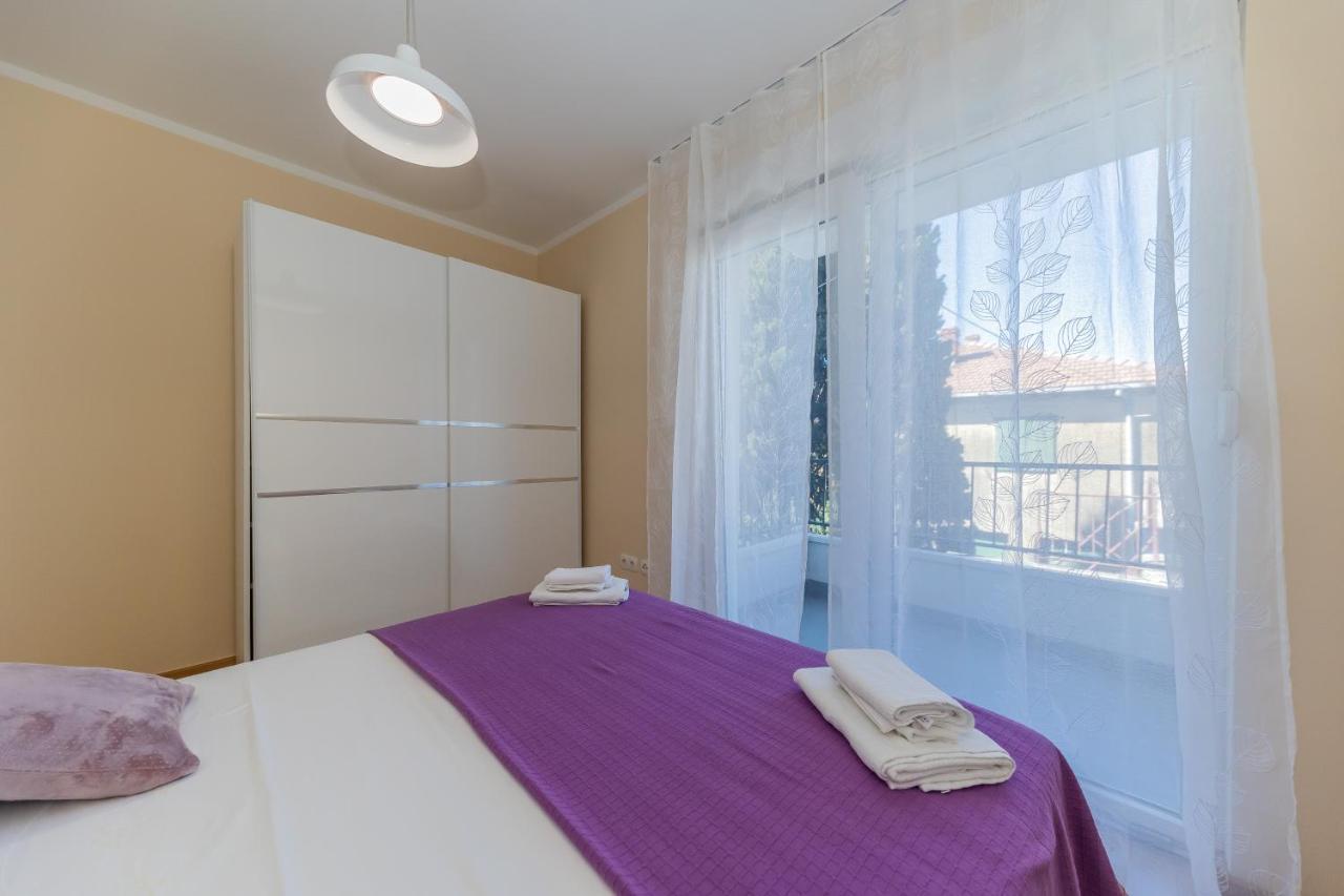 Maryann Apartment Kastela Bagian luar foto