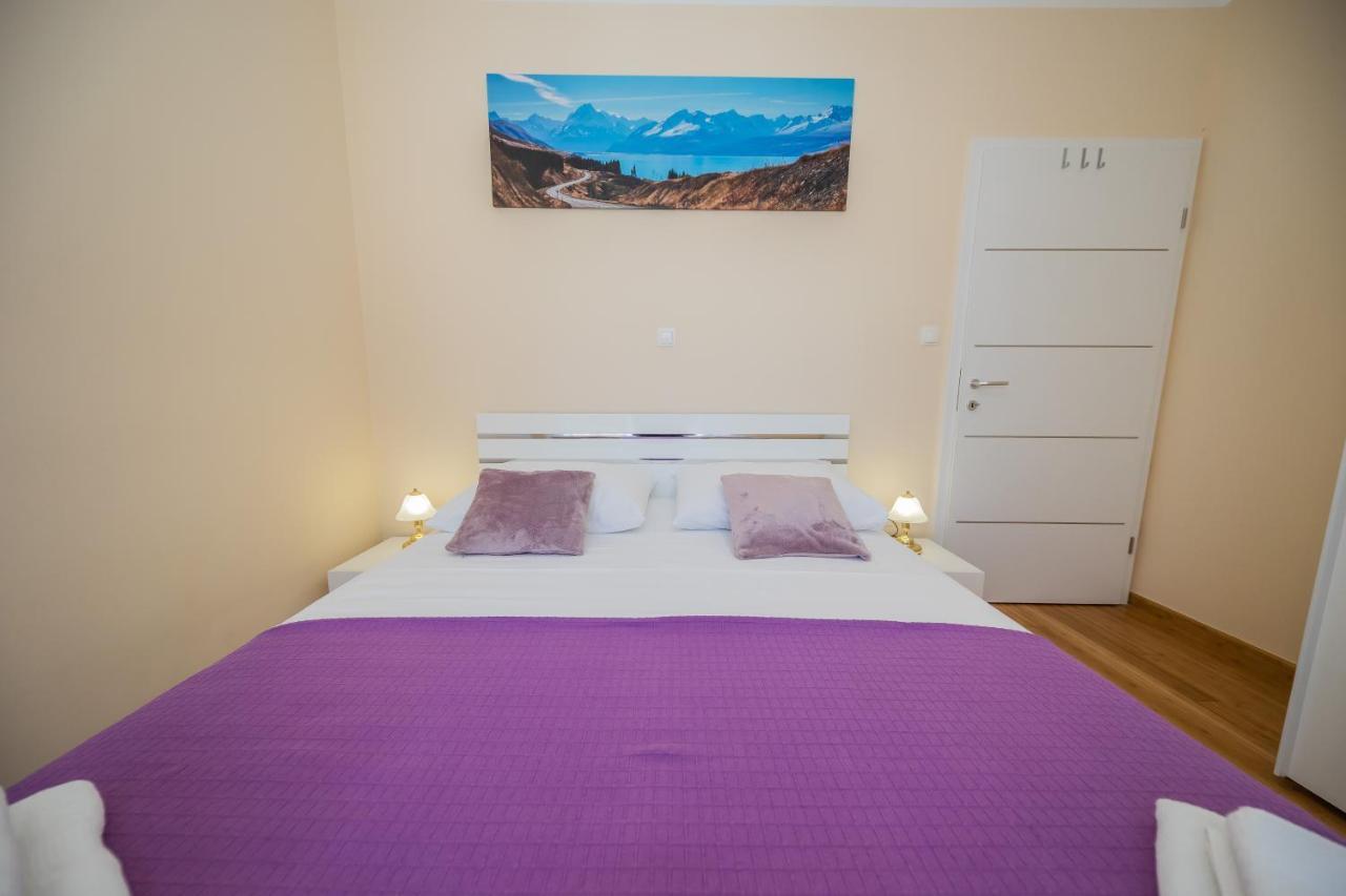 Maryann Apartment Kastela Bagian luar foto