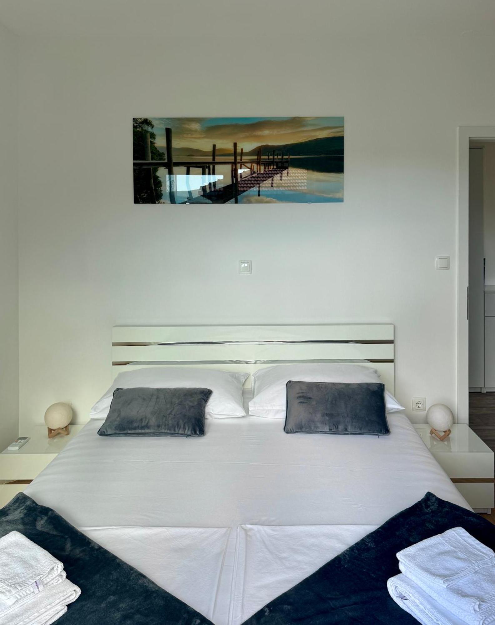 Maryann Apartment Kastela Bagian luar foto