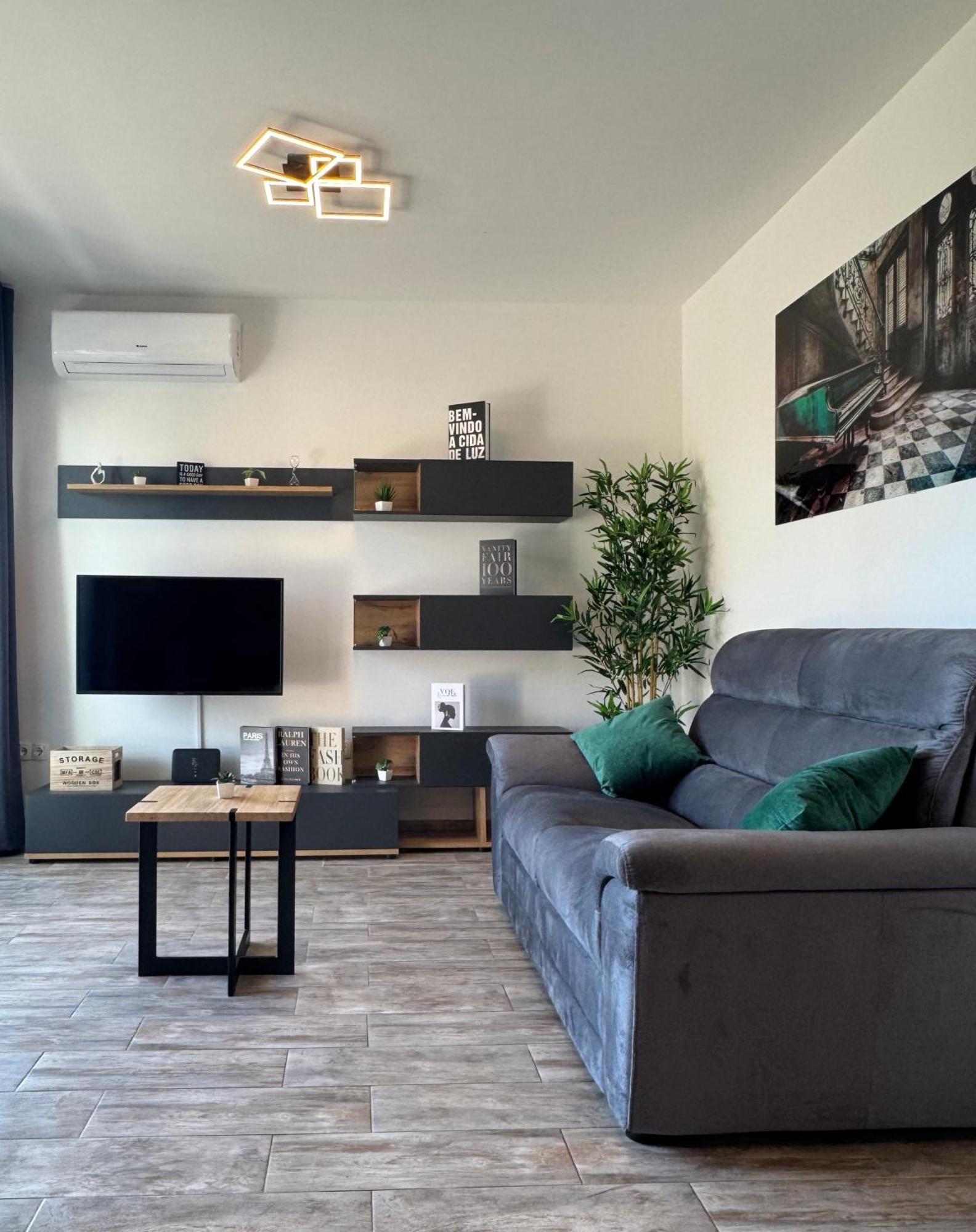 Maryann Apartment Kastela Bagian luar foto